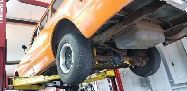 1971 Chevrolet Suburban - photo 11