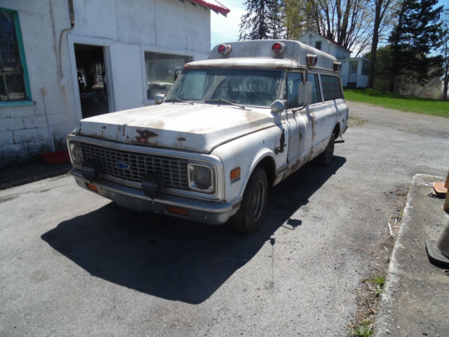 1971 Chevrolet C10 Suburban - photo 3