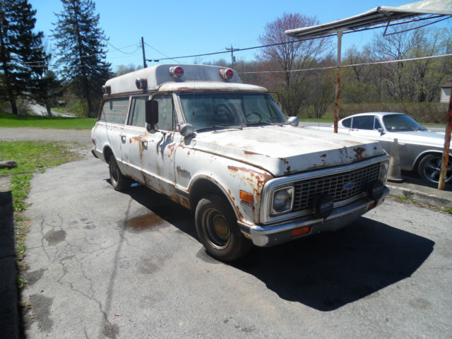 1971 Chevrolet C10 Suburban - photo 4