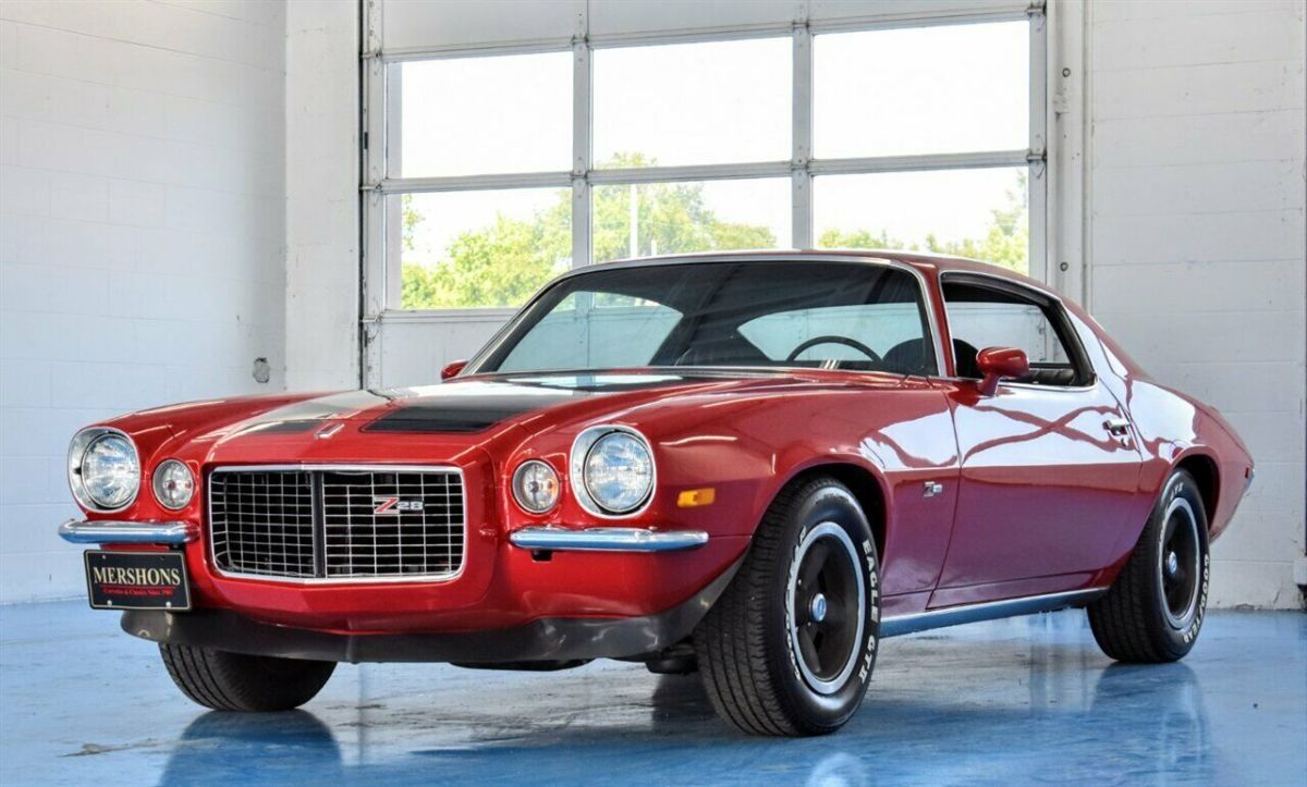 1971 Chevrolet Camaro Z/28 4 Speed CRANBERRY RED 1971 Chevrolet Camaro Z/28