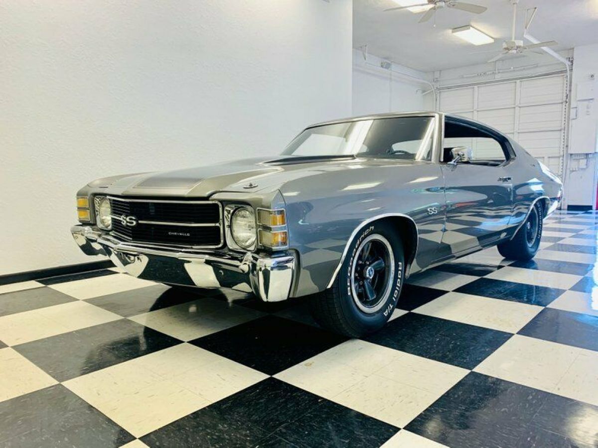 1971 Chevrolet Chevelle, Silver with 69,000 Miles available now! 1971 Chevrolet Chevelle