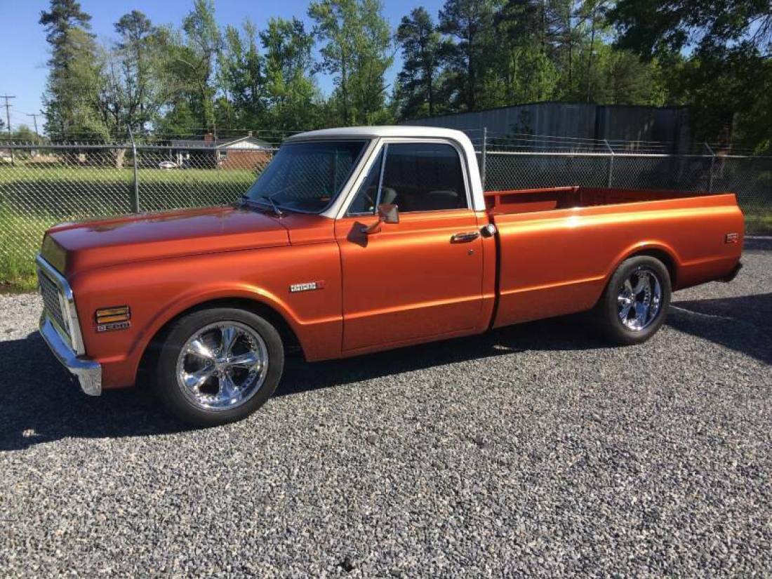 1971 Chevrolet C/K 20 Series 383 High Performance Engine Loaded with Options RWD 1971 Chevrolet C-10 383 High Performance Engine Loaded with Options