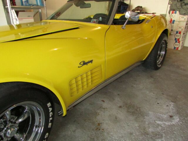 1971 Chevrolet Corvette Convertible - photo 2