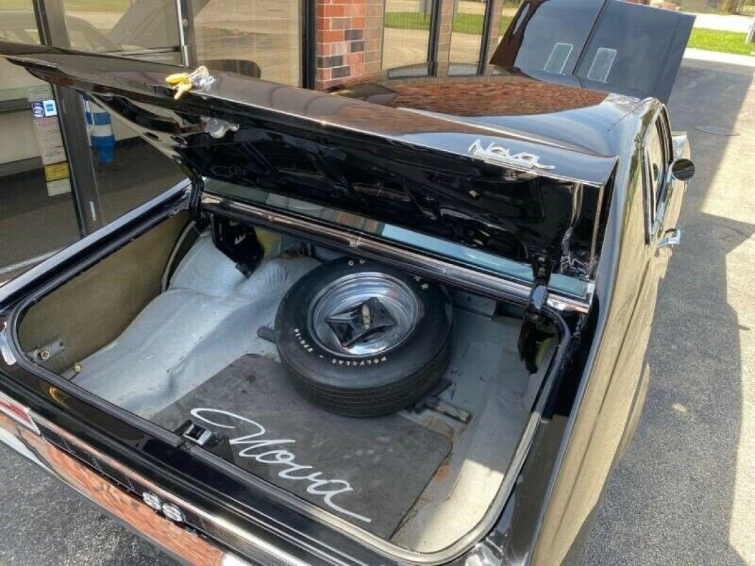 1971 Chevrolet Nova SS350-REAL SS-350V8-4Spd-NEW MIRROR PAINT - photo 3