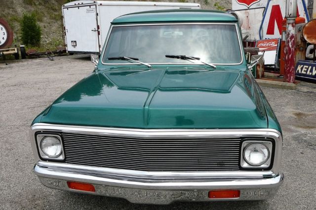 1971 Chevrolet Suburban 3 Door - photo 3