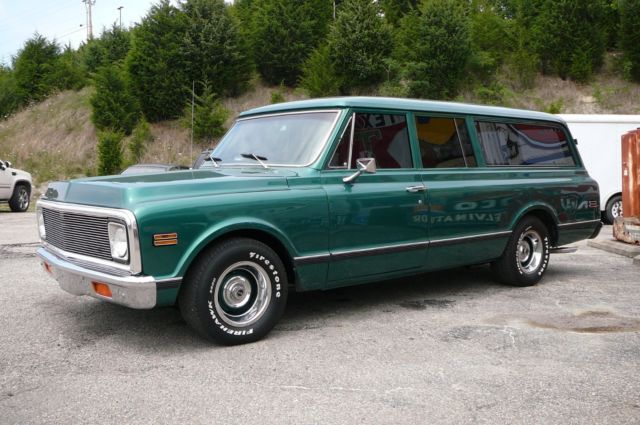 1971 Chevrolet Suburban 3 Door - photo 4