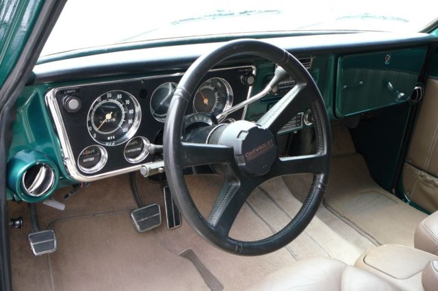 1971 Chevrolet Suburban 3 Door - photo 7
