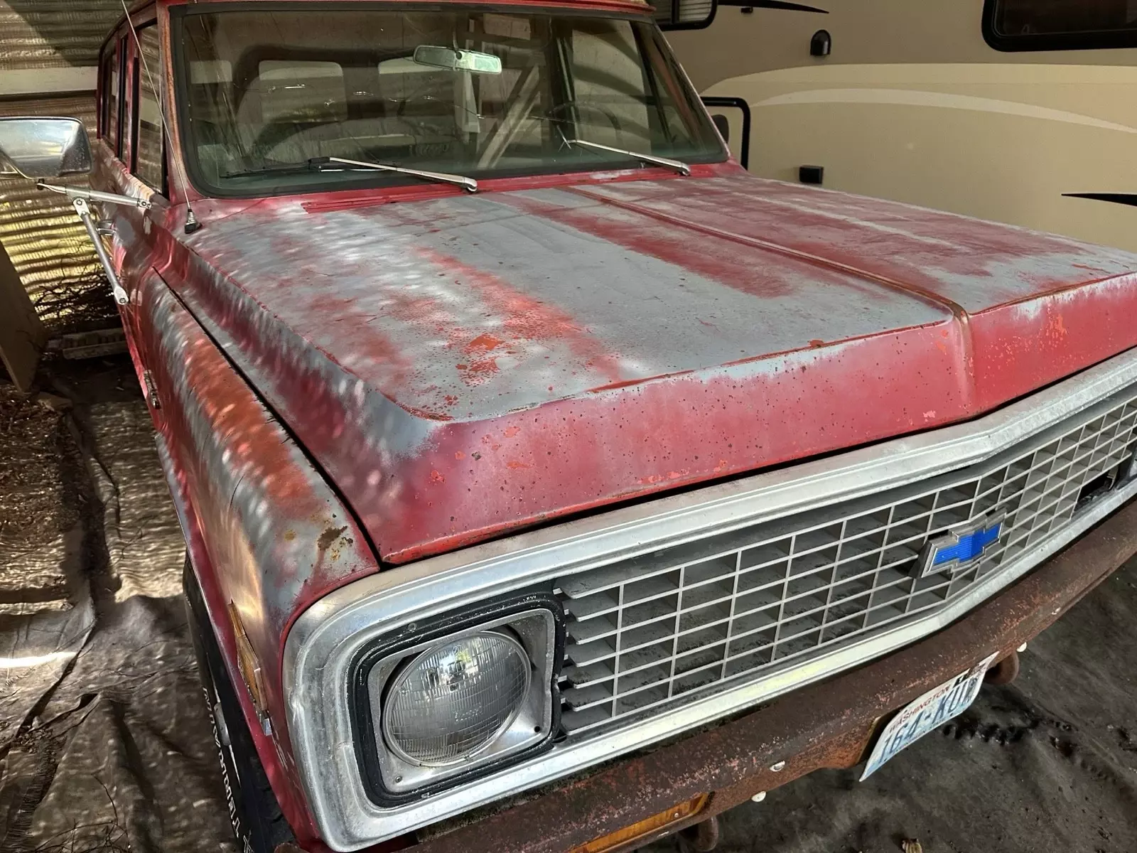 1971 Chevrolet Suburban 4x4 1/2 ton BARN DOOR C10 K5 K20 - photo 3