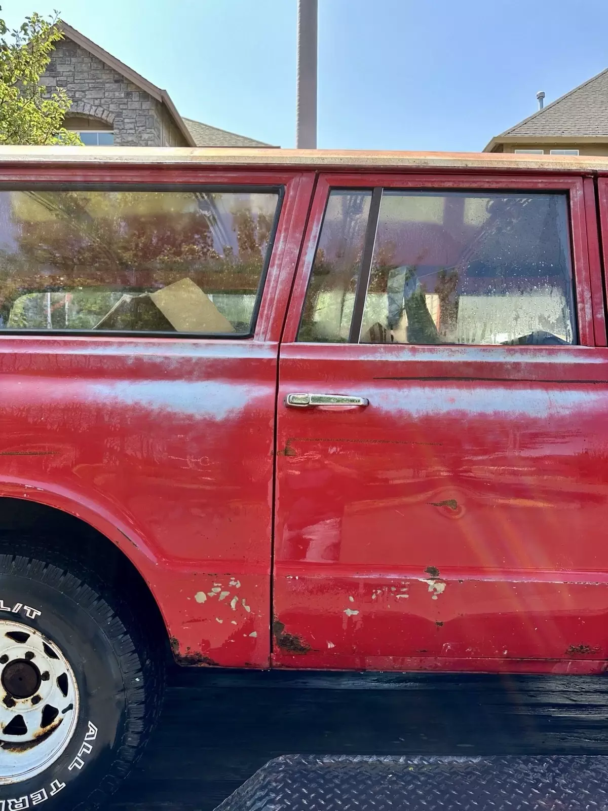 1971 Chevrolet Suburban 4x4 1/2 ton BARN DOOR C10 K5 K20 - photo 7