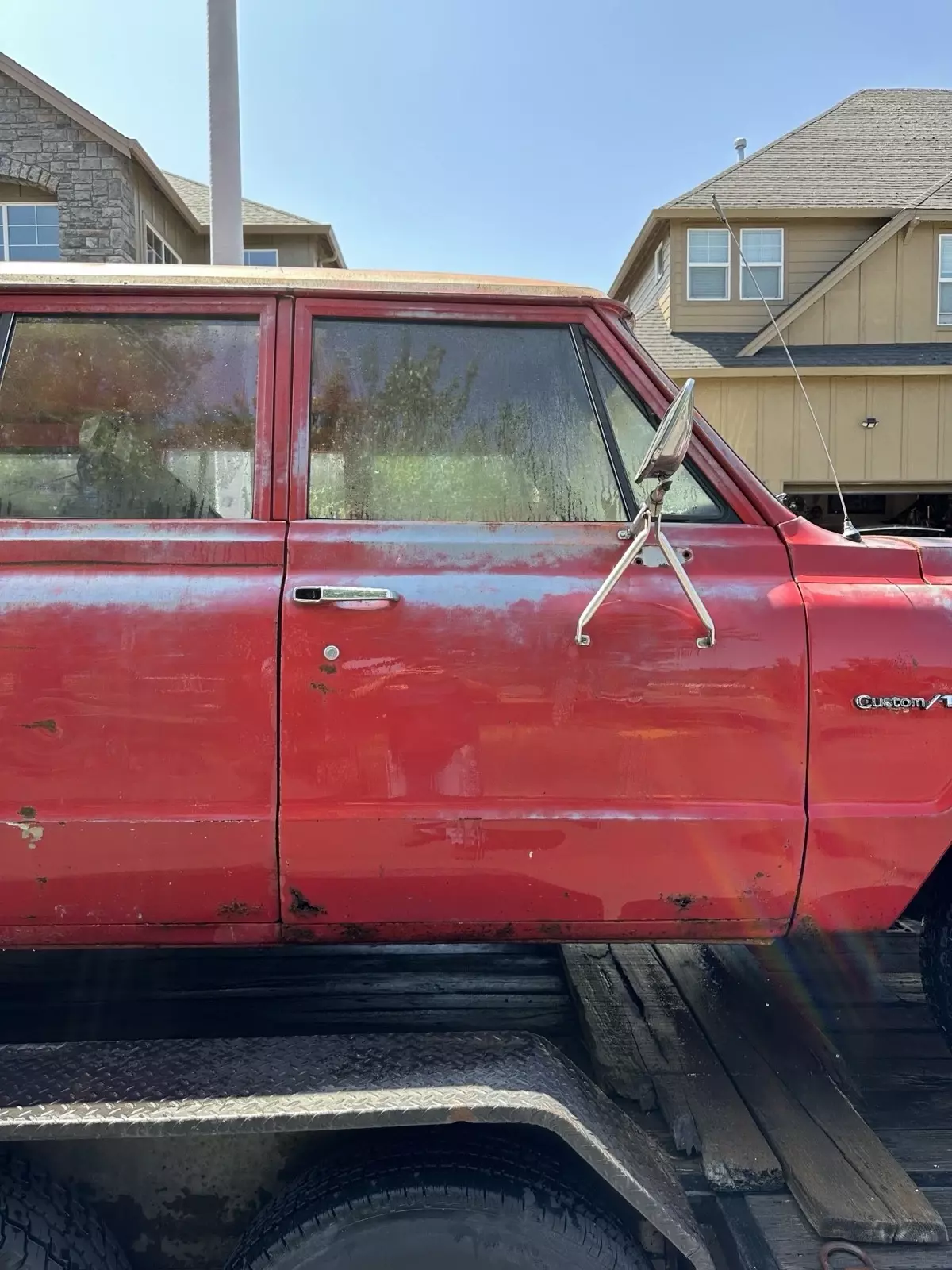 1971 Chevrolet Suburban 4x4 1/2 ton BARN DOOR C10 K5 K20 - photo 8