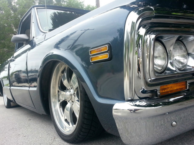 1971 Chevy C-10 Short Bed SWB Bagged Pickup Truck Big Block Chevy 454 Custom C10 1971 Chevrolet C-10 1971 C10 Chevy Truck with GMC OEM Chrome Front End