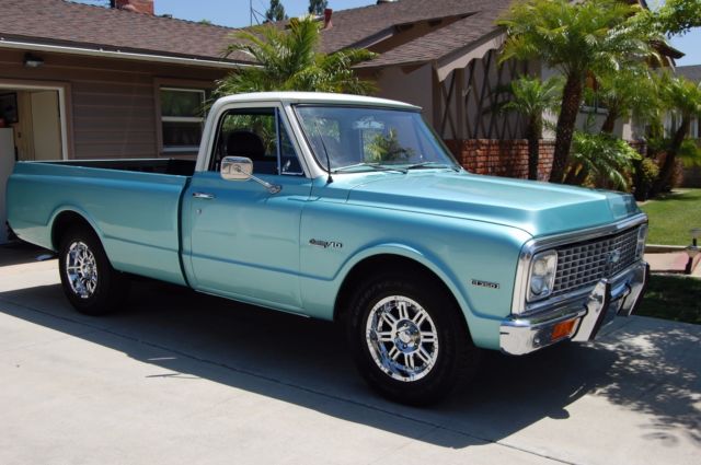 1971 Chevy C10 Custom Deluxe Pick-Up Truck Long Bed 1971 Chevrolet C-10