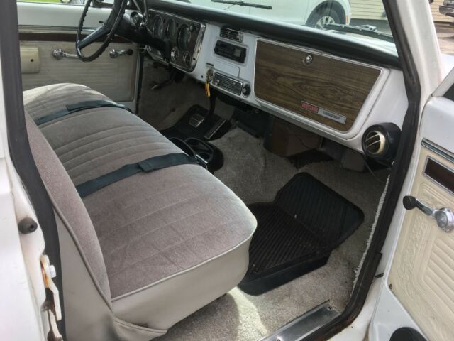 1971 Chevrolet C-10 Cheyenne Super - photo 10
