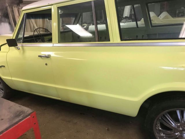 1971 Chevrolet Suburban - photo 3