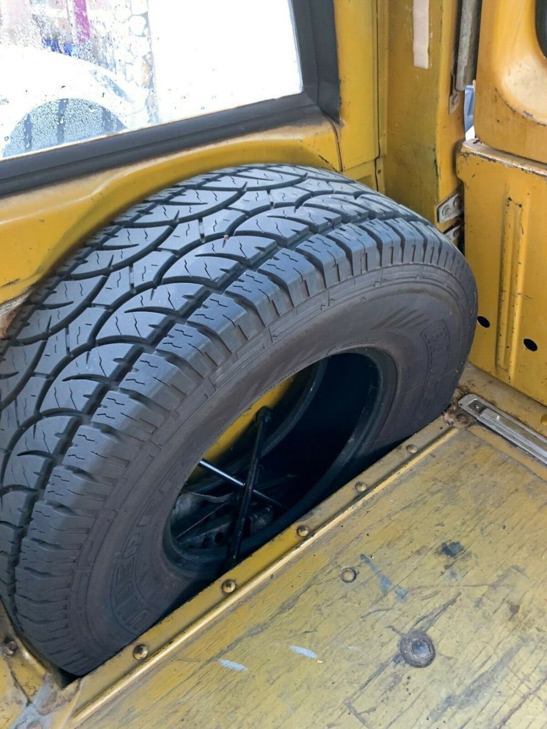 1971 Chevrolet Suburban - photo 12