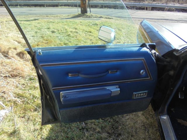 1971 Chrysler New Yorker - photo 11