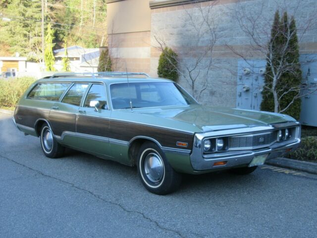 1971 Chrysler Town & Country Wagon 9 Passenger One Owner/Family - photo 3
