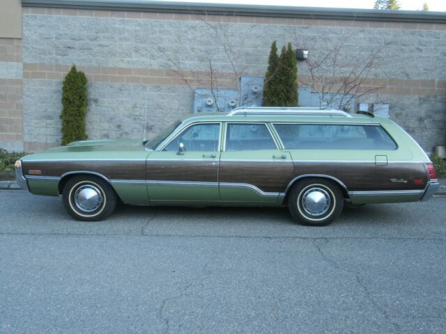 1971 Chrysler Town & Country Wagon 9 Passenger One Owner/Family - photo 8