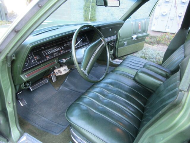 1971 Chrysler Town & Country Wagon 9 Passenger One Owner/Family - photo 9