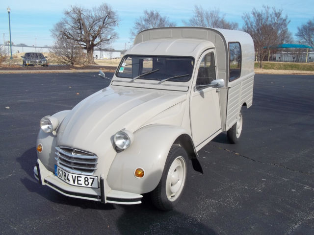 1971 Citroën AX