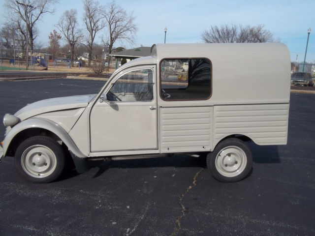1971 Citroën AX - photo 2