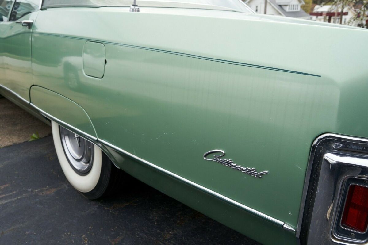 1971 Lincoln Continental - photo 3