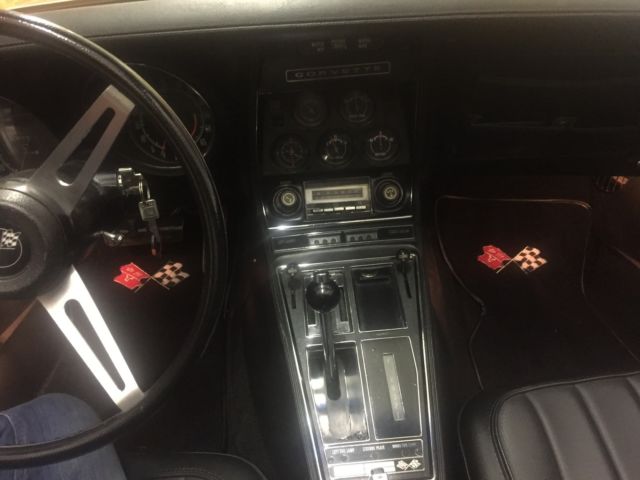 1971 Chevrolet Corvette T top coupe - photo 12