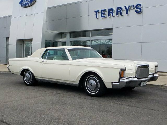 1971 Coupe Used Automatic White 1971 Lincoln Mark III