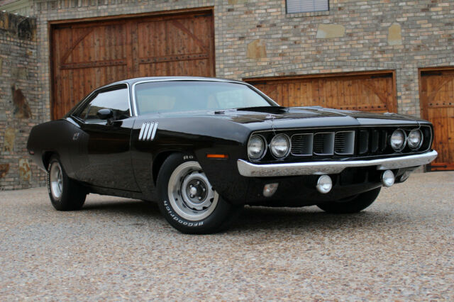 1971 Cuda 440 4 speed Dana Dakota VHX guages PS power disc brakes 1971 Plymouth Barracuda 440 4 speed dana disc Dakota VHX