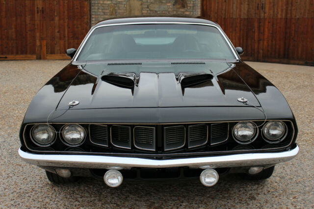 1971 Plymouth Barracuda 440 4 speed dana disc Dakota VHX - photo 2