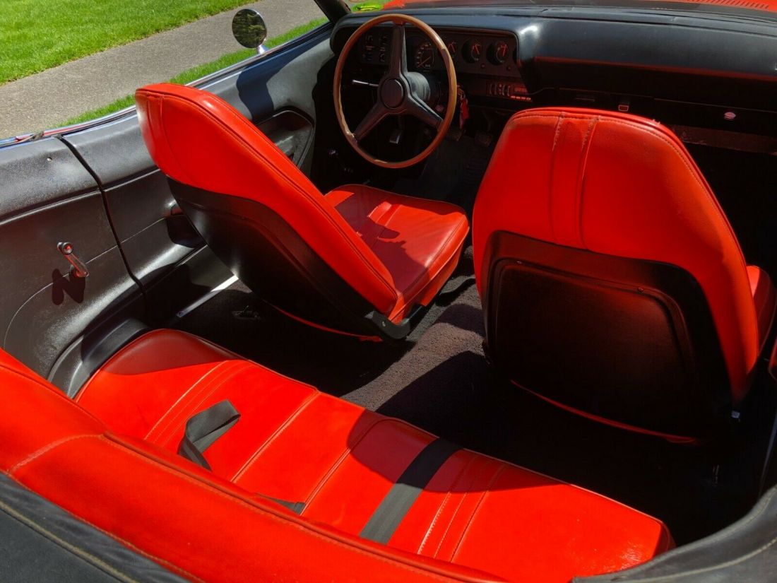 1971 Plymouth Barracuda super rare two tone orange and black interior - photo 7