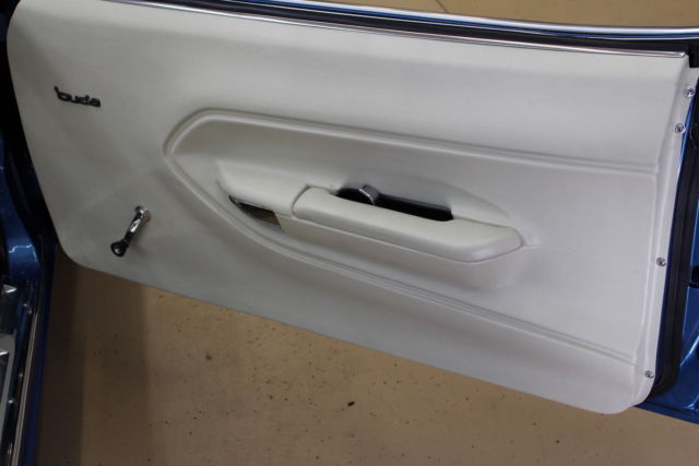 1971 Plymouth Barracuda Hemi convertible 4 speed - photo 10