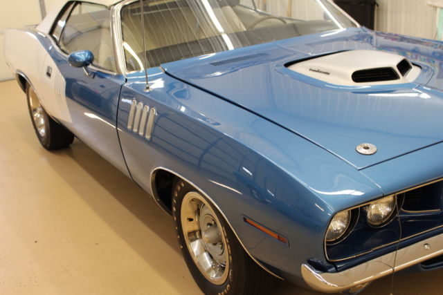 1971 Plymouth Barracuda Hemi convertible 4 speed - photo 3