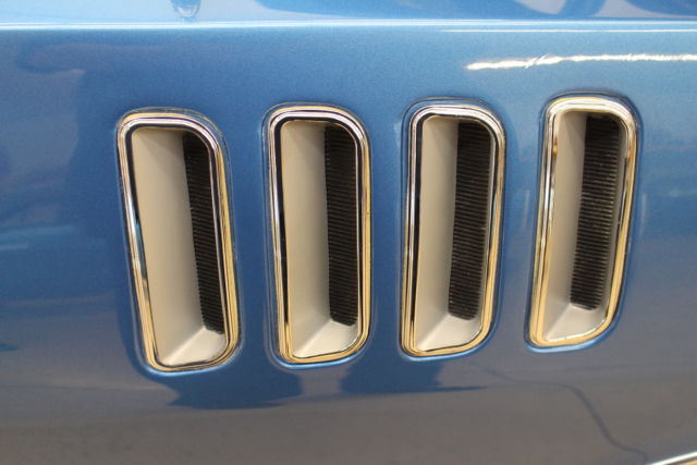 1971 Plymouth Barracuda Hemi convertible 4 speed - photo 8