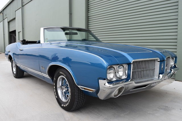1971 Cutlass Supreme Convertible!Olds 350 V8 1971 Oldsmobile Cutlass Convertible