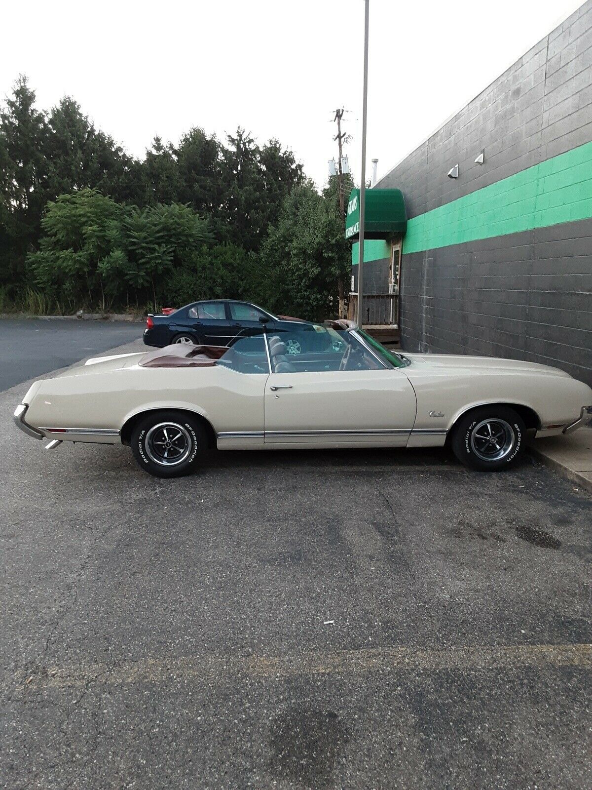 1971 CUTLASS SUPREME GARAGE KEPT CALL RICK 412 722 4859 FOR MORE INFO 1971 Oldsmobile CUTLASS SUPREME