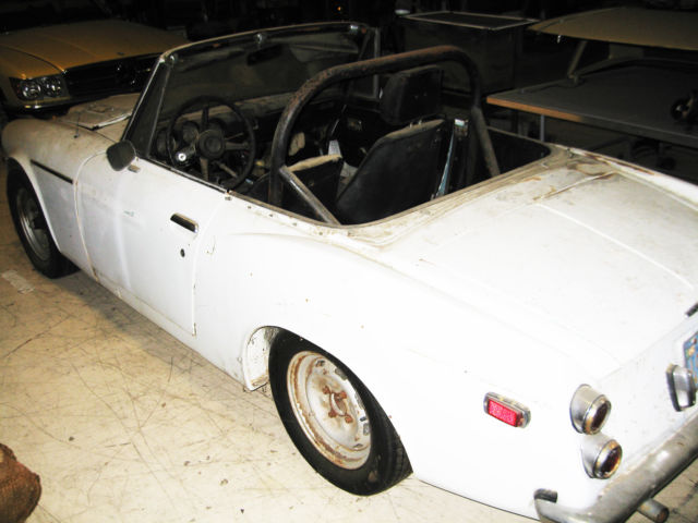 1971 Datsun 2000 Fairlady Roadster - photo 7