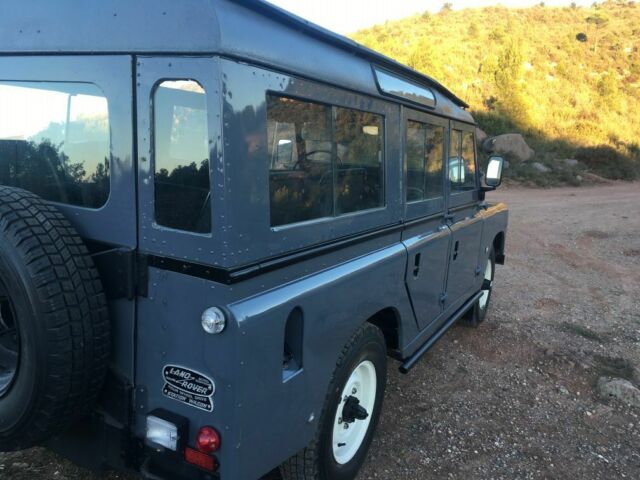 1971 Land Rover Defender 9 PASSENGER - photo 2