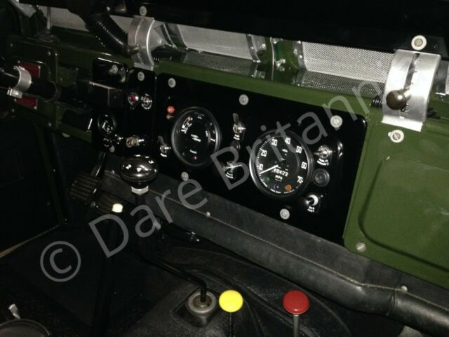1971 Land Rover Deluxe Safari Station Wagon Short Wheelbase - photo 9