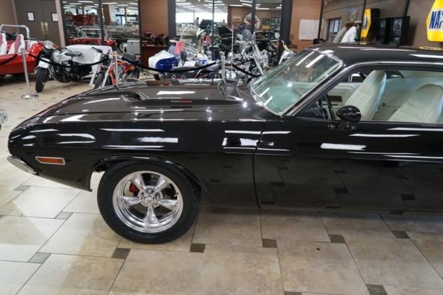 1971 Dodge Challenger -- - photo 3
