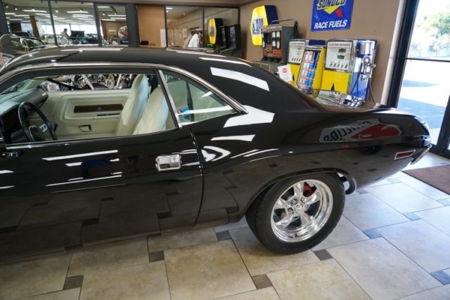 1971 Dodge Challenger -- - photo 4