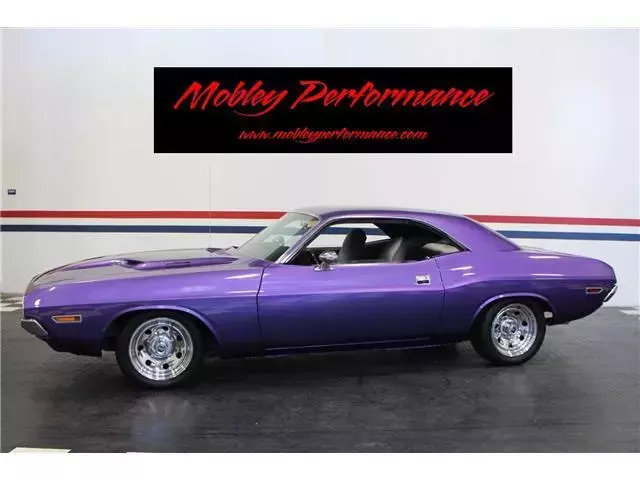 1971 DODGE CHALLENGER 360 V8 & 4 SPD for sale! 1971 DODGE CHALLENGER 360 V8 & 4 SPD