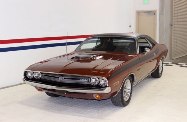 1971 Dodge Challenger RT 440 6 Pack -- - photo 4