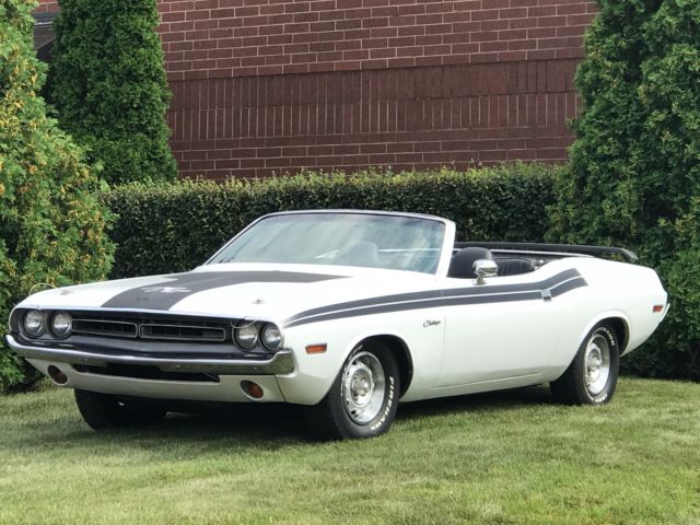 1971 Dodge Challenger Convertible 360 V-8, Good looking driver! 1971 Dodge Challenger