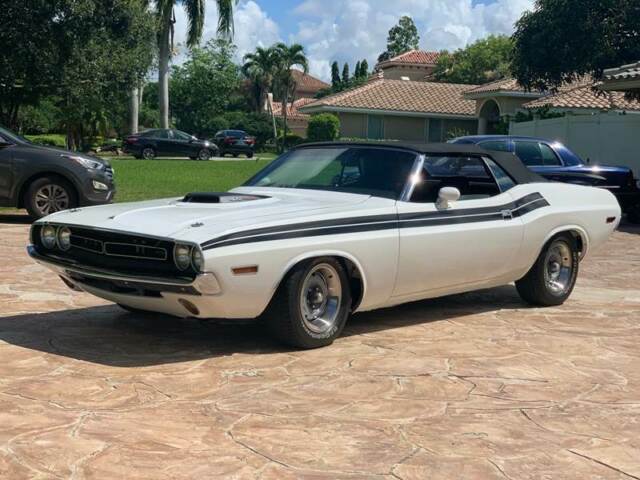 1971 Dodge Challenger Convertible - photo 2