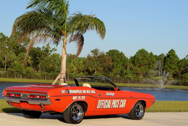 1971 Dodge Challenger - photo 2