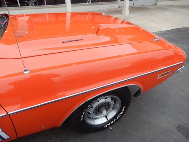 1971 Dodge Challenger - photo 2