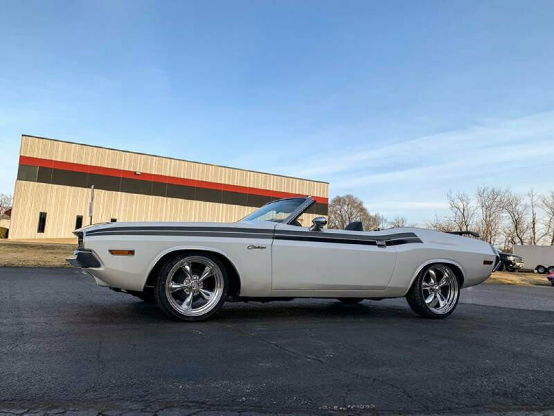 1971 Dodge Challenger - photo 2