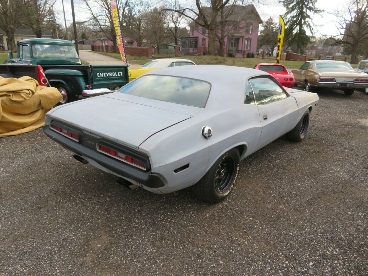 1971 Dodge Challenger - photo 2