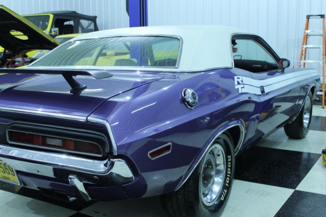 1971 Dodge Challenger R/T - photo 2